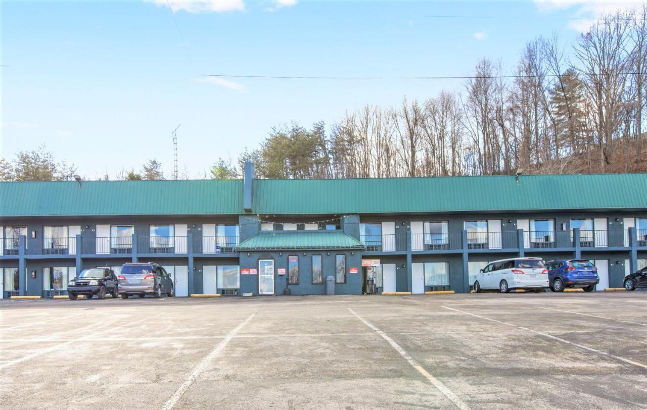 OYO Hotel Mt Vernon KY - Renfro valley I-75 Mount Vernon Esterno foto